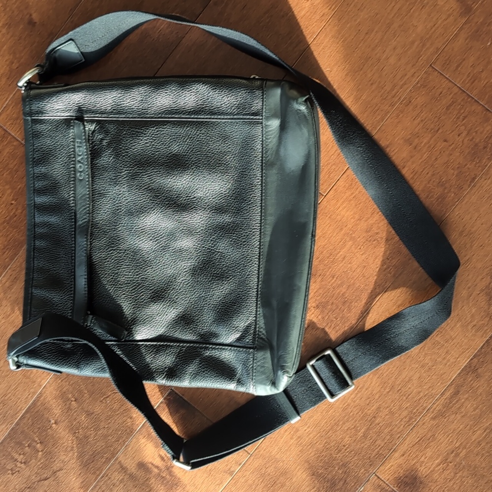 Coach crossbody bag for men